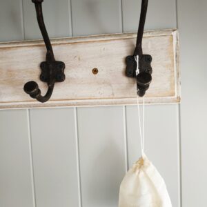 Perfect to hang in the utility room to add a fresh scent.